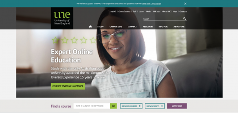 Screenshot of the UNE website homepage. 